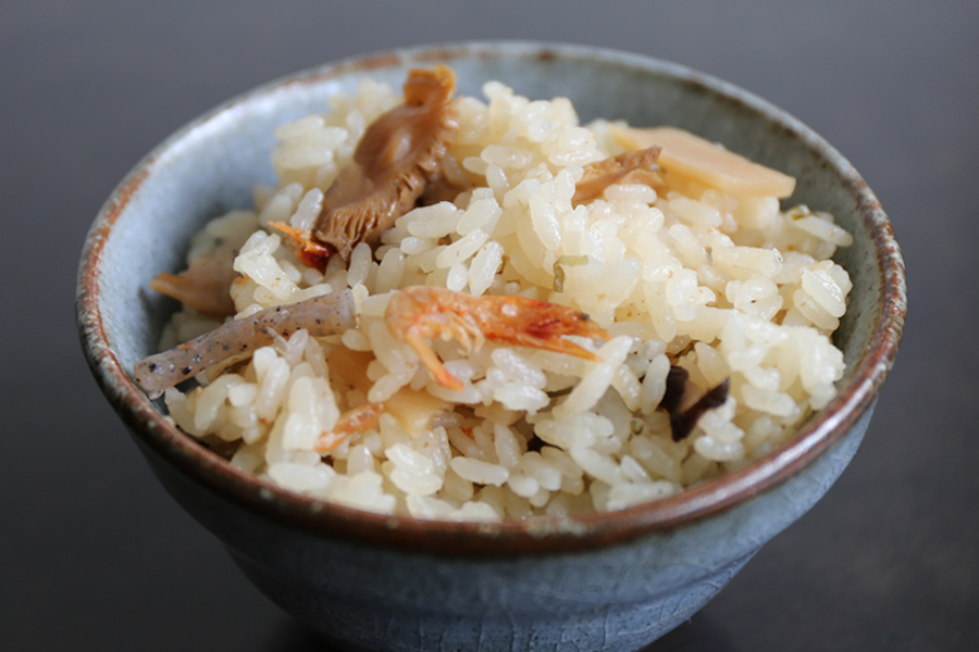 桜えびの炊込みご飯の素